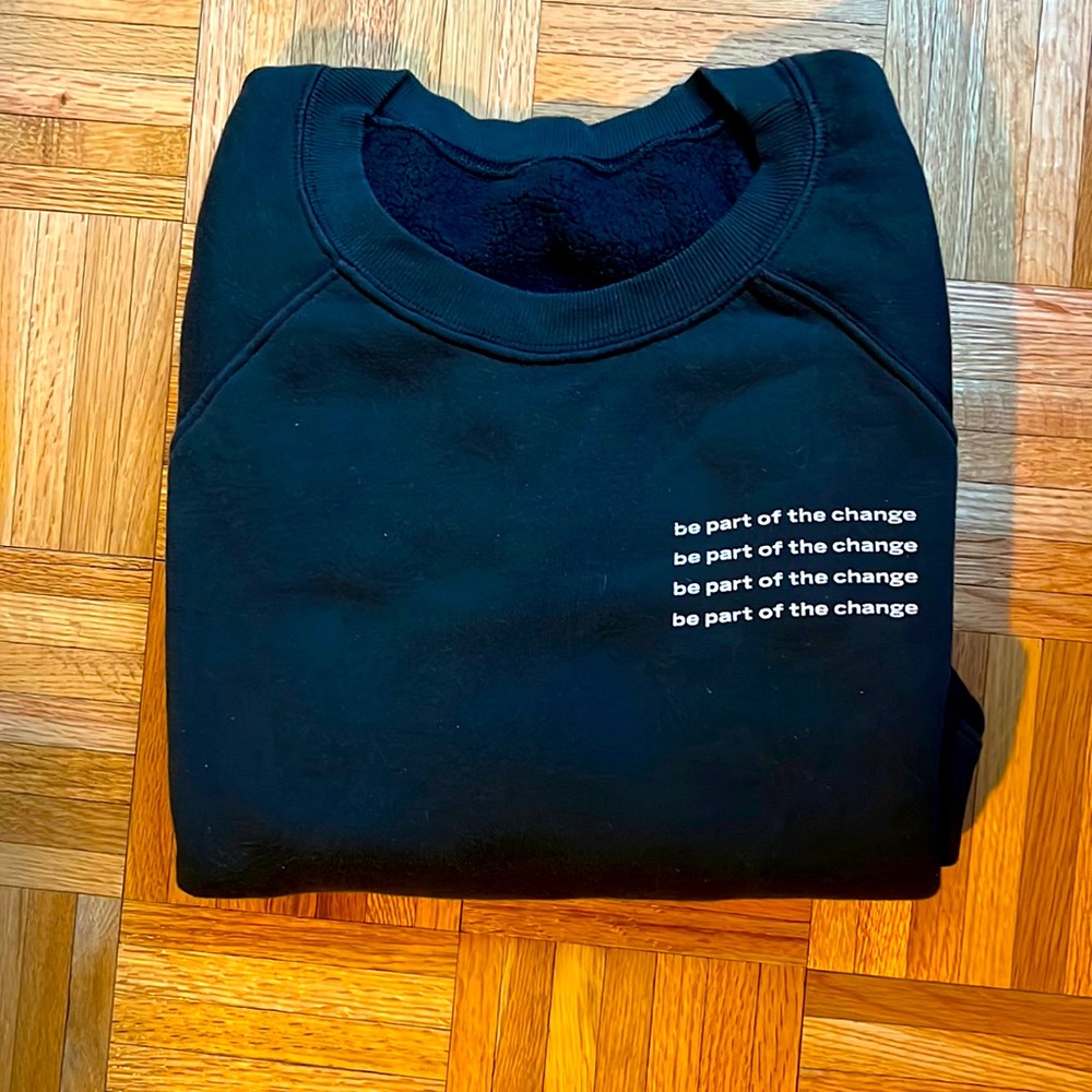 Comfy Men’s Black Sweatshirt